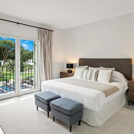 Apartment Pool View In Casa Sevilla - Puerto Banus *