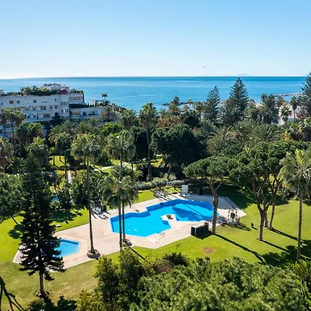 Pool View In Casa Sevilla - Puerto Banus Διαμέρισμα *