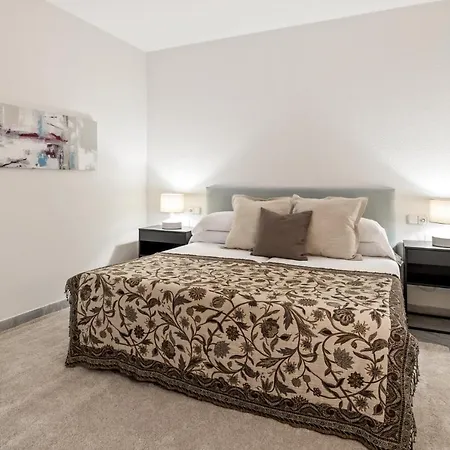 Pool View In Casa Sevilla - Puerto Banus * Marbellac