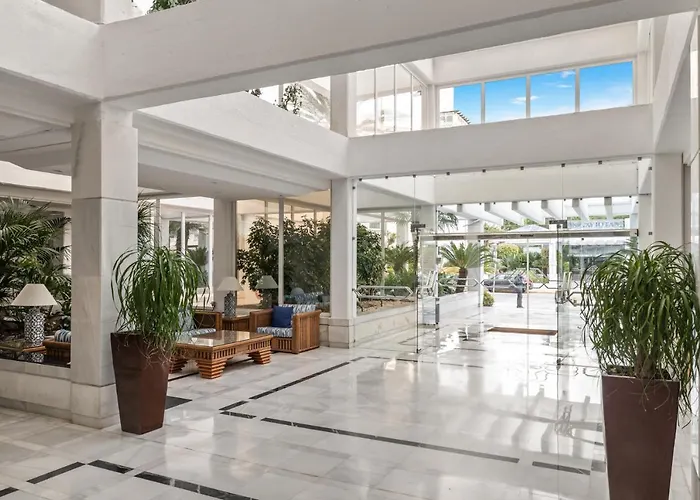 Pool View In Casa Sevilla - Puerto Banus Apartmán