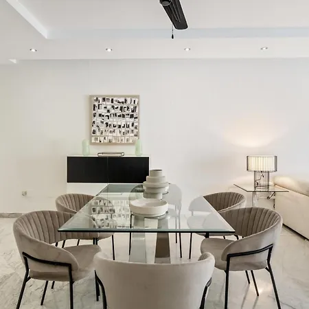 Pool View In Casa Sevilla - Puerto Banus * ماربيا