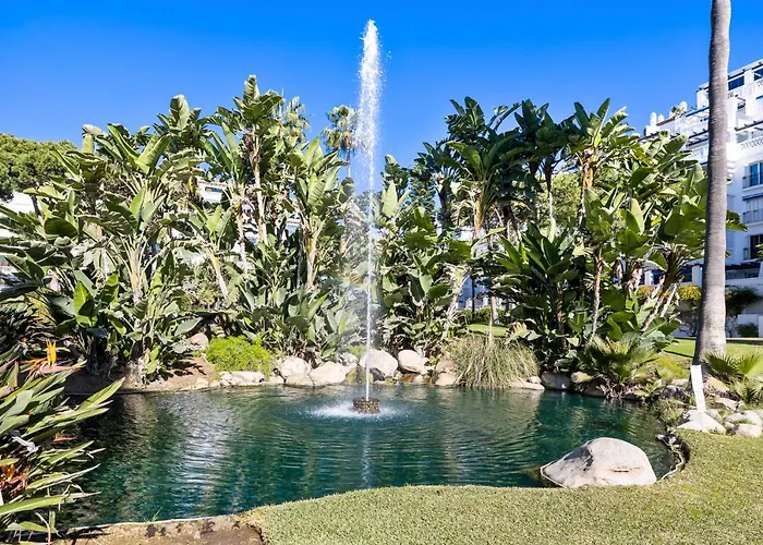 Pool View In Casa Sevilla - Puerto Banus * Marbella